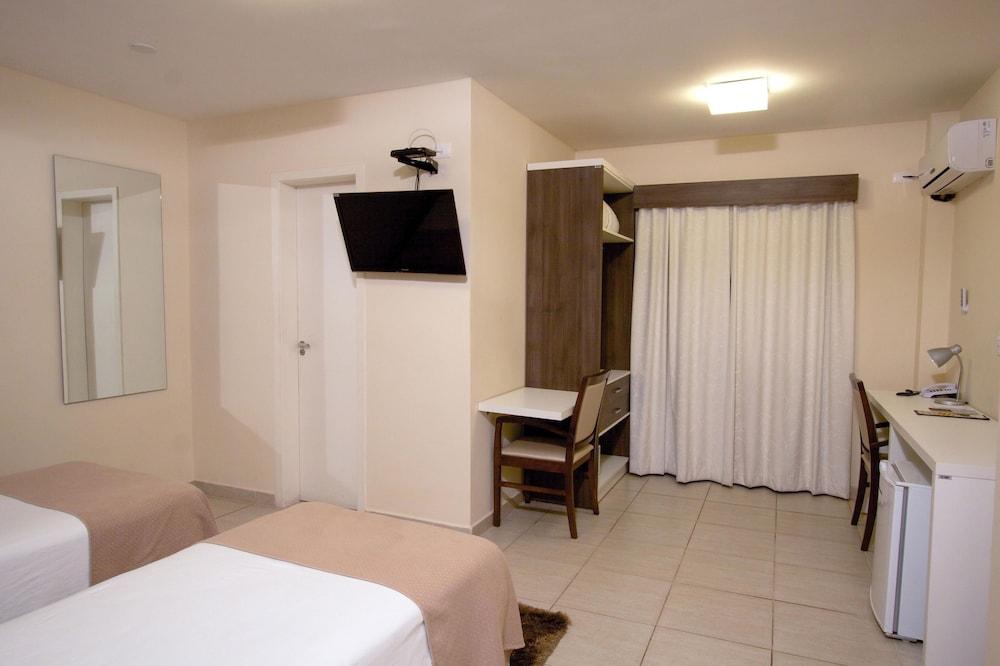Bristol Portal Do Iguacu Curitiba Aeroporto Hotel Exterior photo