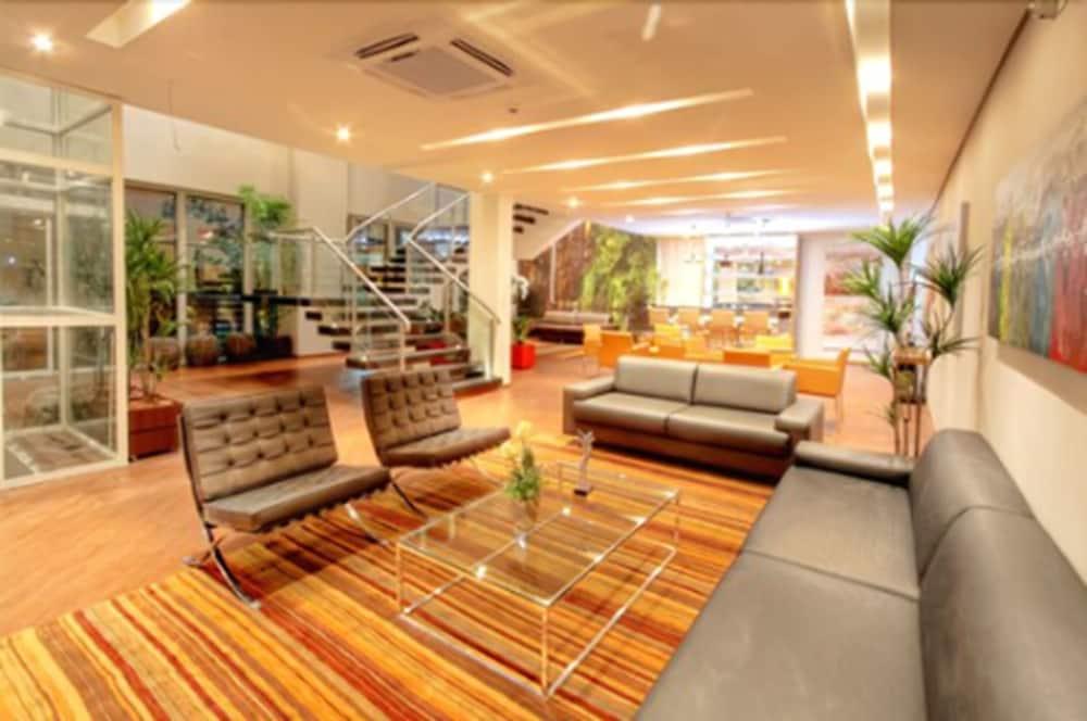 Bristol Portal Do Iguacu Curitiba Aeroporto Hotel Exterior photo