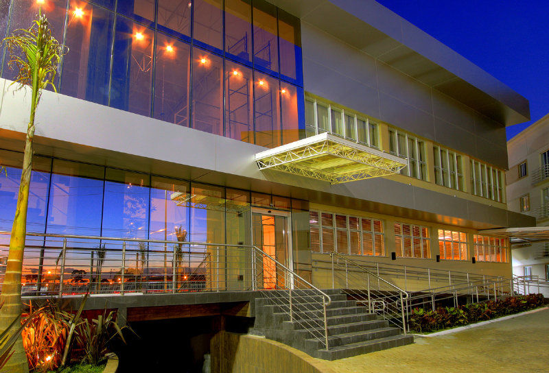 Bristol Portal Do Iguacu Curitiba Aeroporto Hotel Exterior photo